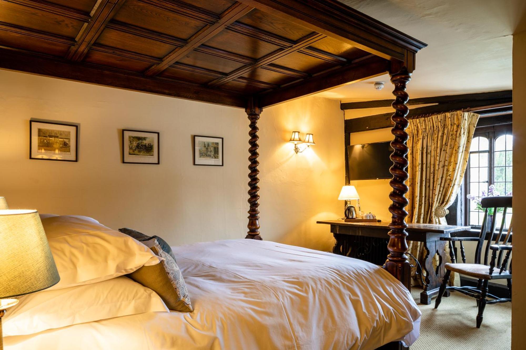 The Crown Inn Chiddingfold Pokoj fotografie