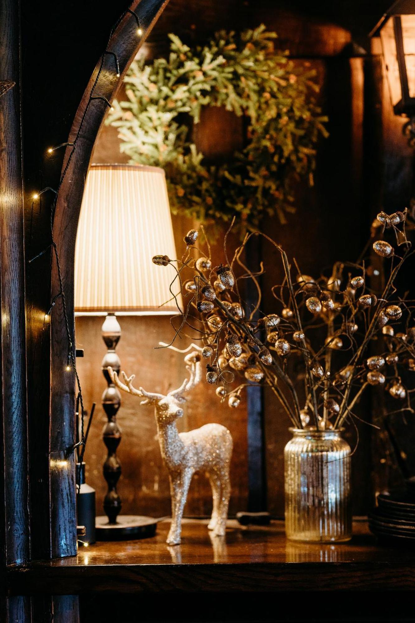 The Crown Inn Chiddingfold Exteriér fotografie